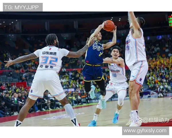 徐杰场均158分75篮板表现出色杜锋应提升其战术地位争夺MVP